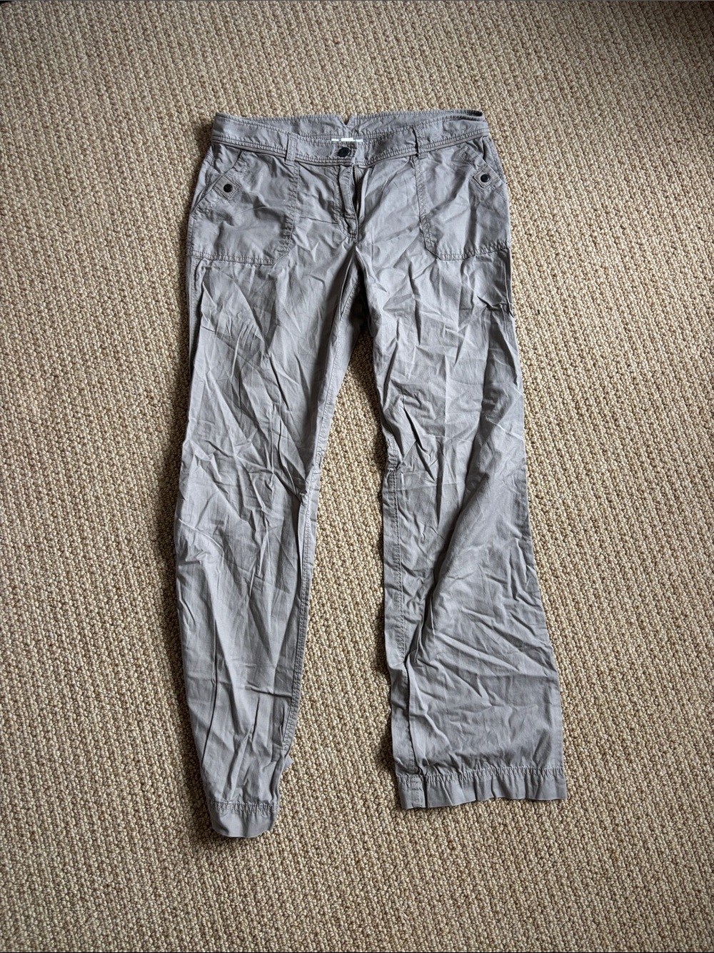 LOFT Straight-Leg Cargo Jeans in Light Gray